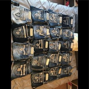 Selling these rock jeans for 10$ a pair